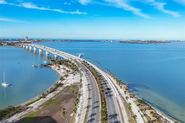$819,000 | 226 Golden Gate Point, Unit 32, Sarasota, FL 34236