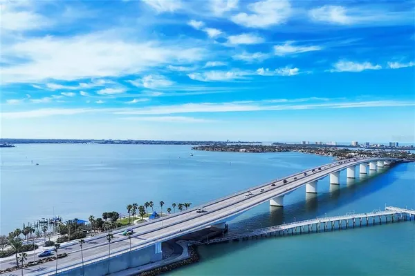 $819,000 | 226 Golden Gate Point, Unit 32, Sarasota, FL 34236
