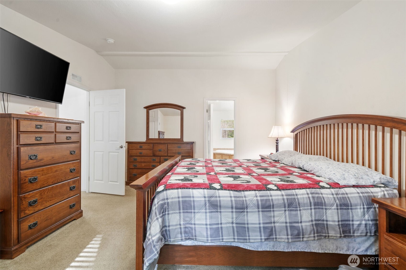 320 Rivendell Road Grapeview, WA 98546 - Photo 19 of 36