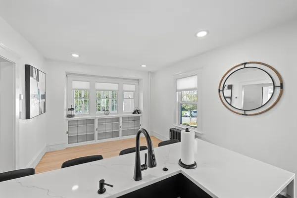 $649,900 | 18 Hillcroft Avenue, Worcester, MA 01606