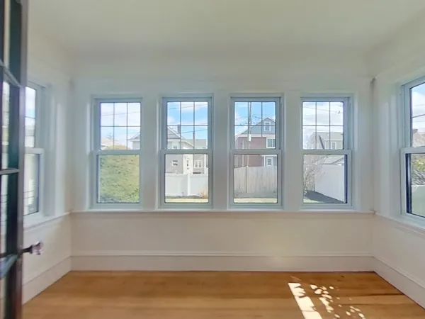 $649,900 | 18 Hillcroft Avenue, Worcester, MA 01606