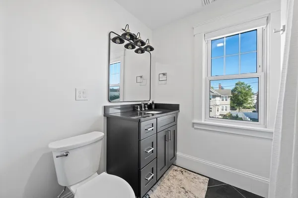 $649,900 | 18 Hillcroft Avenue, Worcester, MA 01606