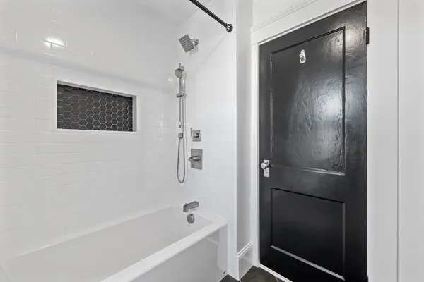$649,900 | 18 Hillcroft Avenue, Worcester, MA 01606