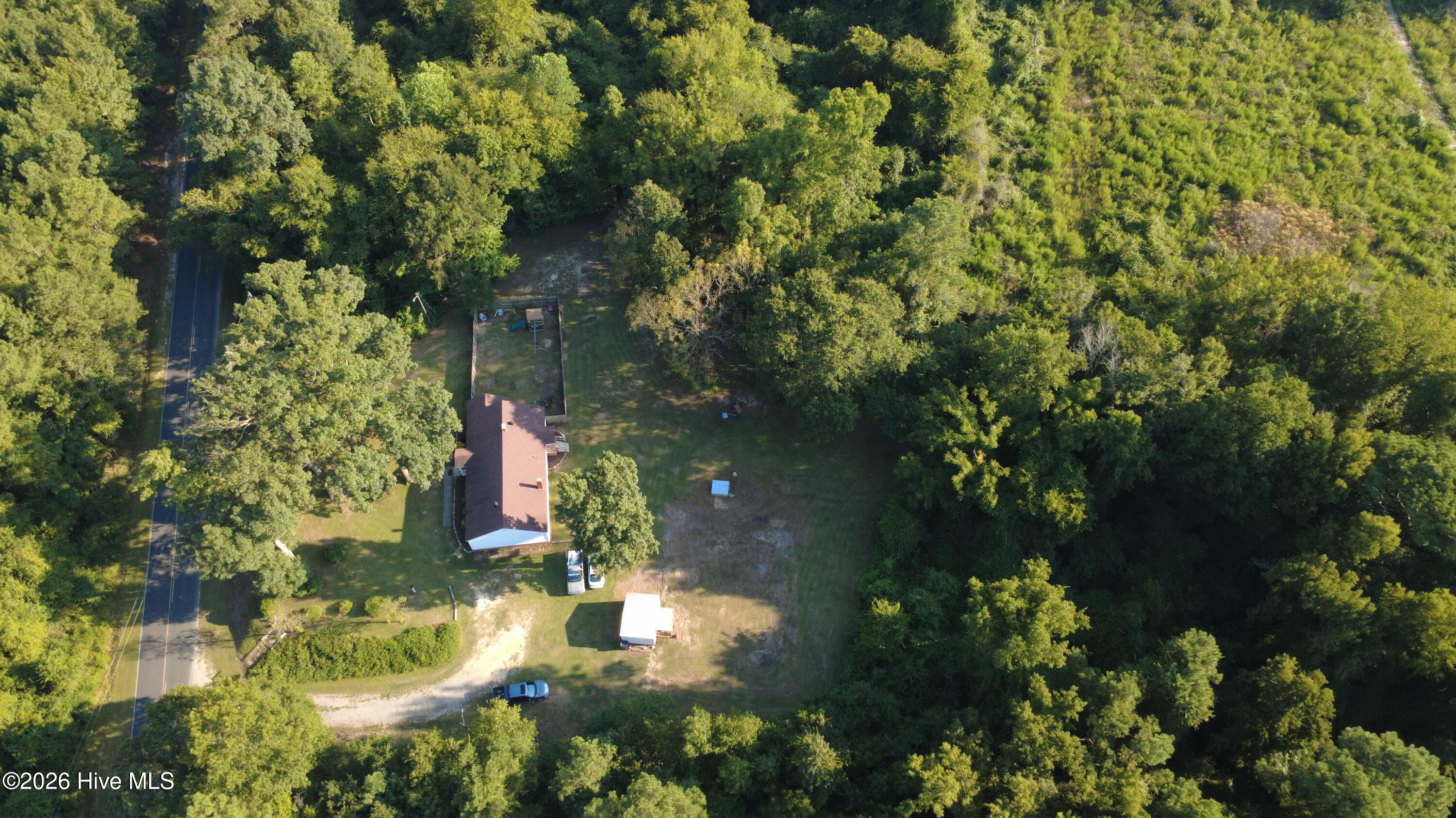 225 Grady Road Clinton, NC 28328 - Photo 5 of 17 Gallery Image 5