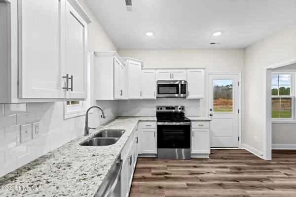 $399,900 | 900 Wild Azalea Way, Hubert, NC 28539