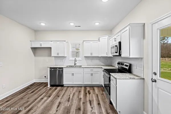 $399,900 | 900 Wild Azalea Way, Hubert, NC 28539