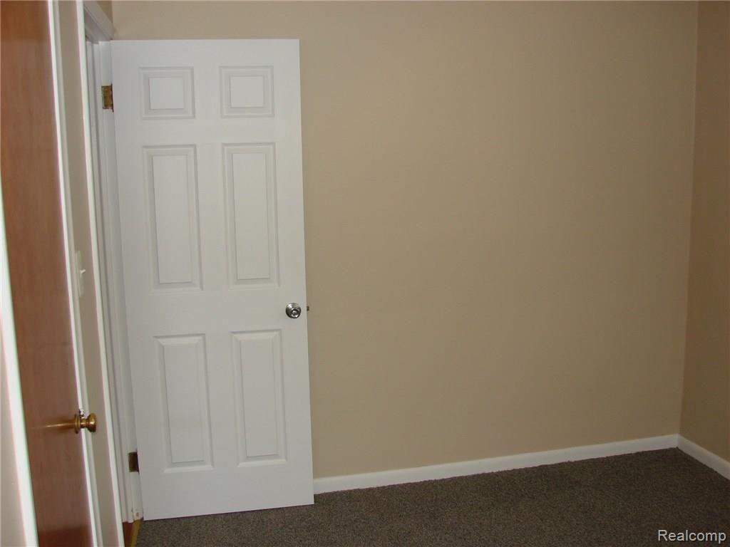 24720 Ridgedale Street Oak Park, MI 48237 - Photo 22 of 31