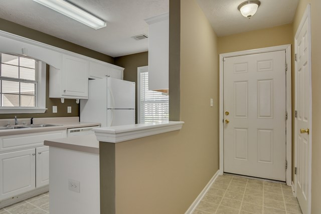 2179 Bridgeton Road Augusta, GA 30909 - Photo 3 of 22