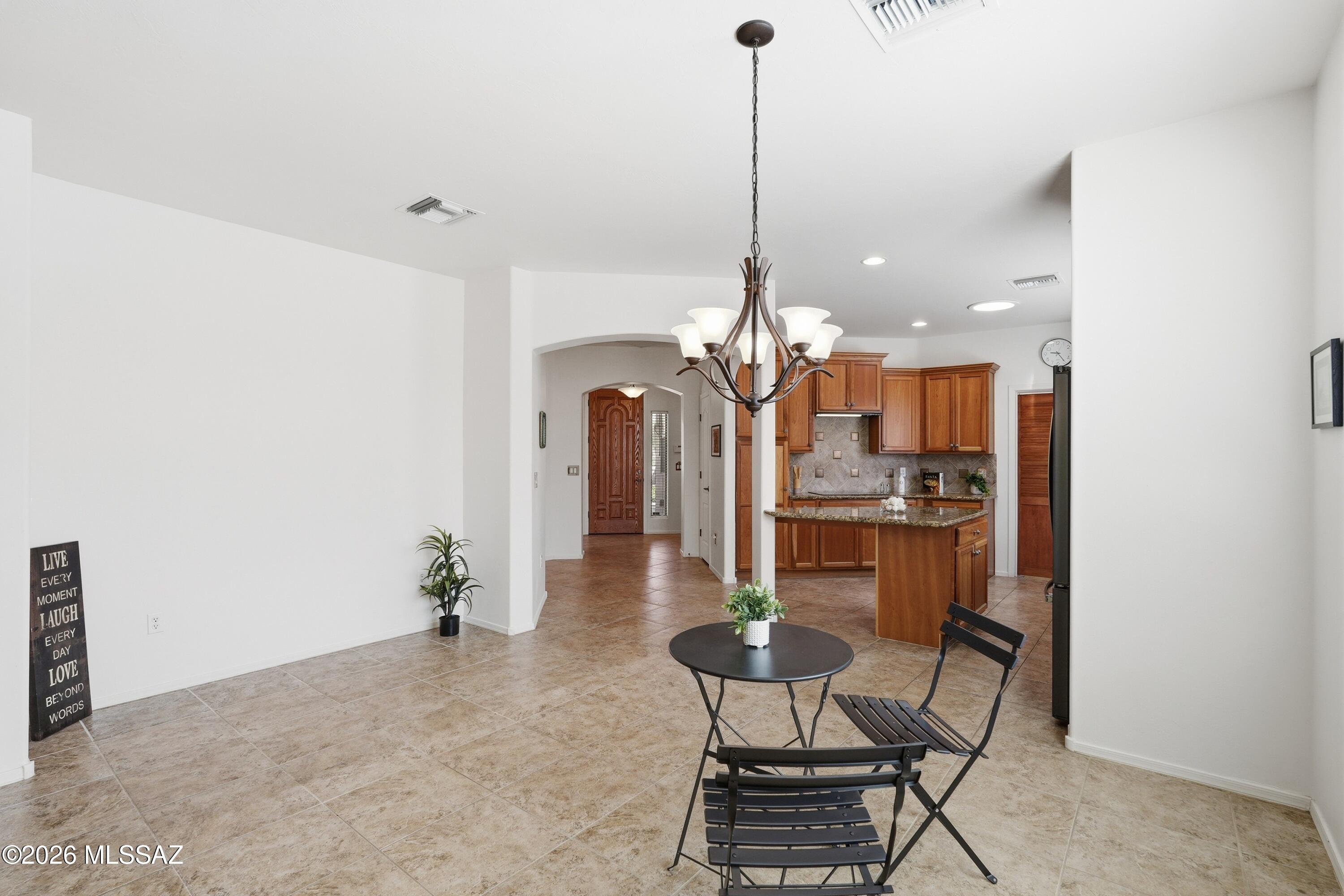 2845 North Vactor Ranch Place Tucson, AZ 85715 - Photo 16 of 41 Foyer and Entry