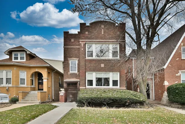 $550,000 | 1712 North Nagle Avenue, Chicago, IL 60707