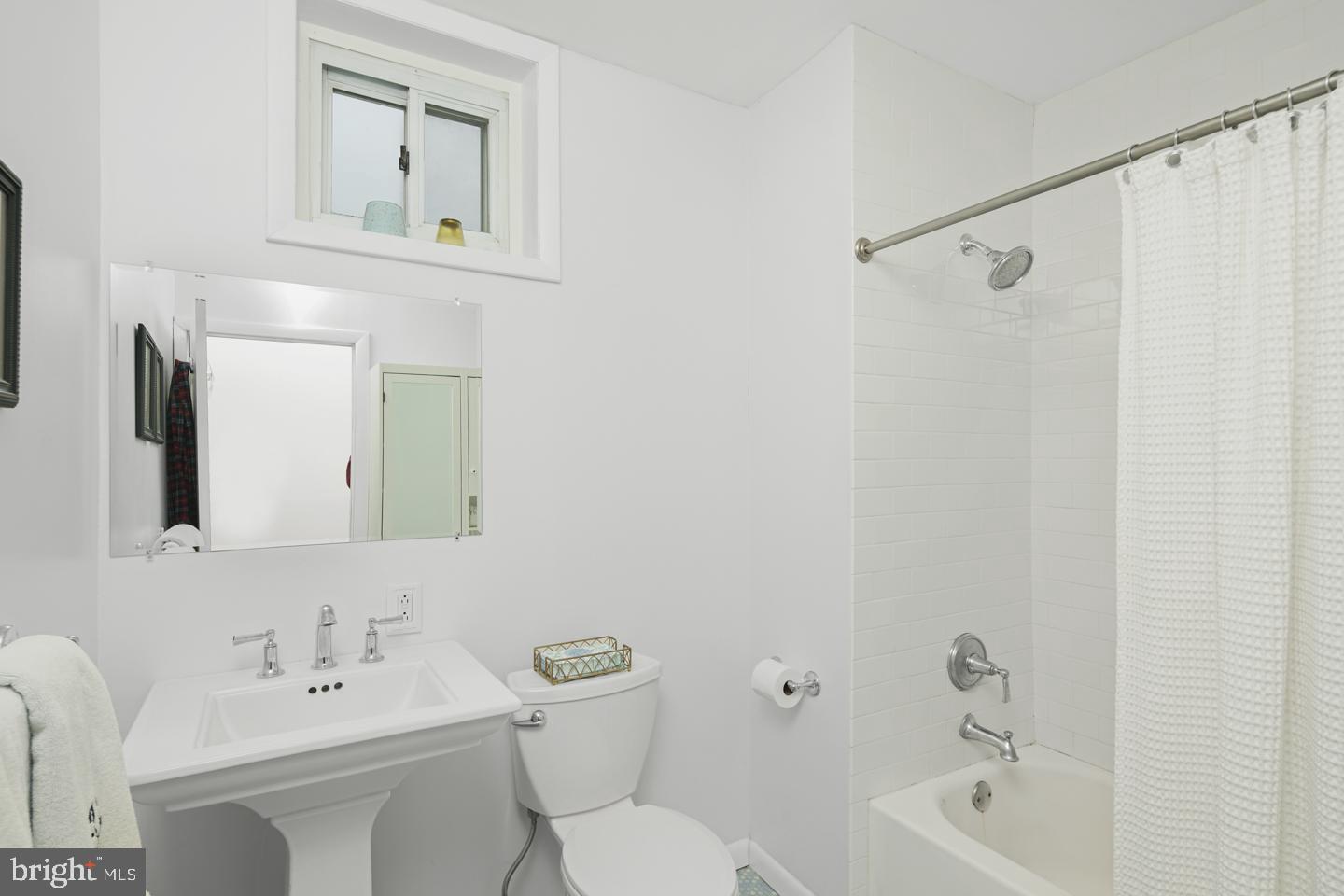 720 Addison Street Philadelphia, PA 19147 - Photo 9 of 17 Gallery Image 9