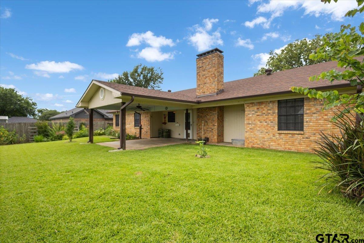 1915 Castlegate Street Henderson, TX 75654 - Photo 34 of 43