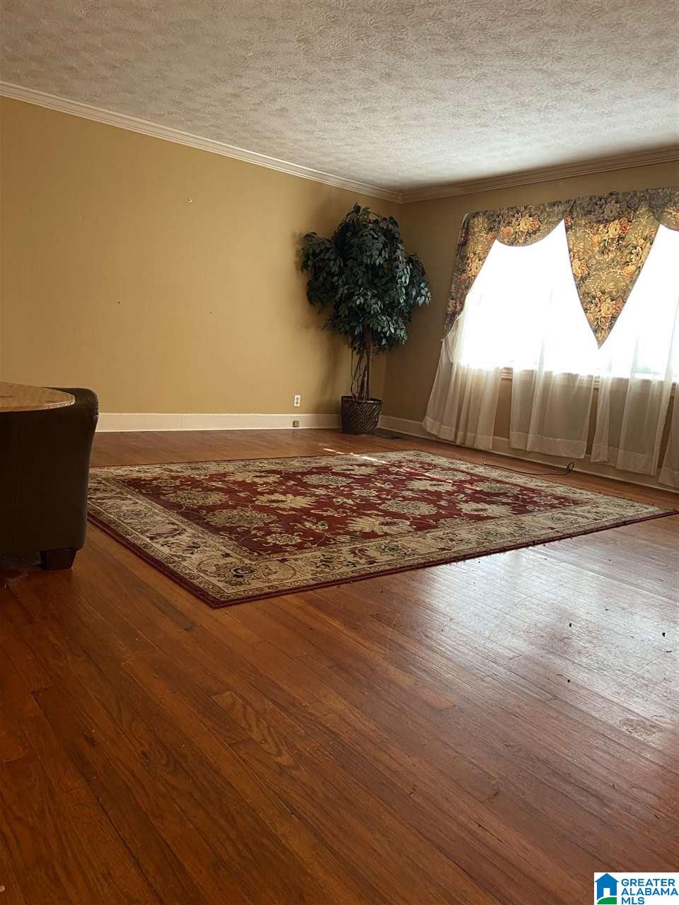 610 Spring Drive Sylacauga, AL 35150 - Photo 3 of 18