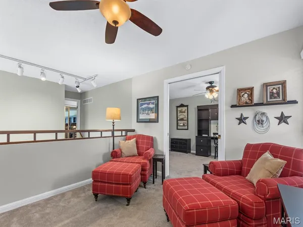 $360,000 | 2000 Trailcrest Lane, Unit 2, Kirkwood, MO 63122