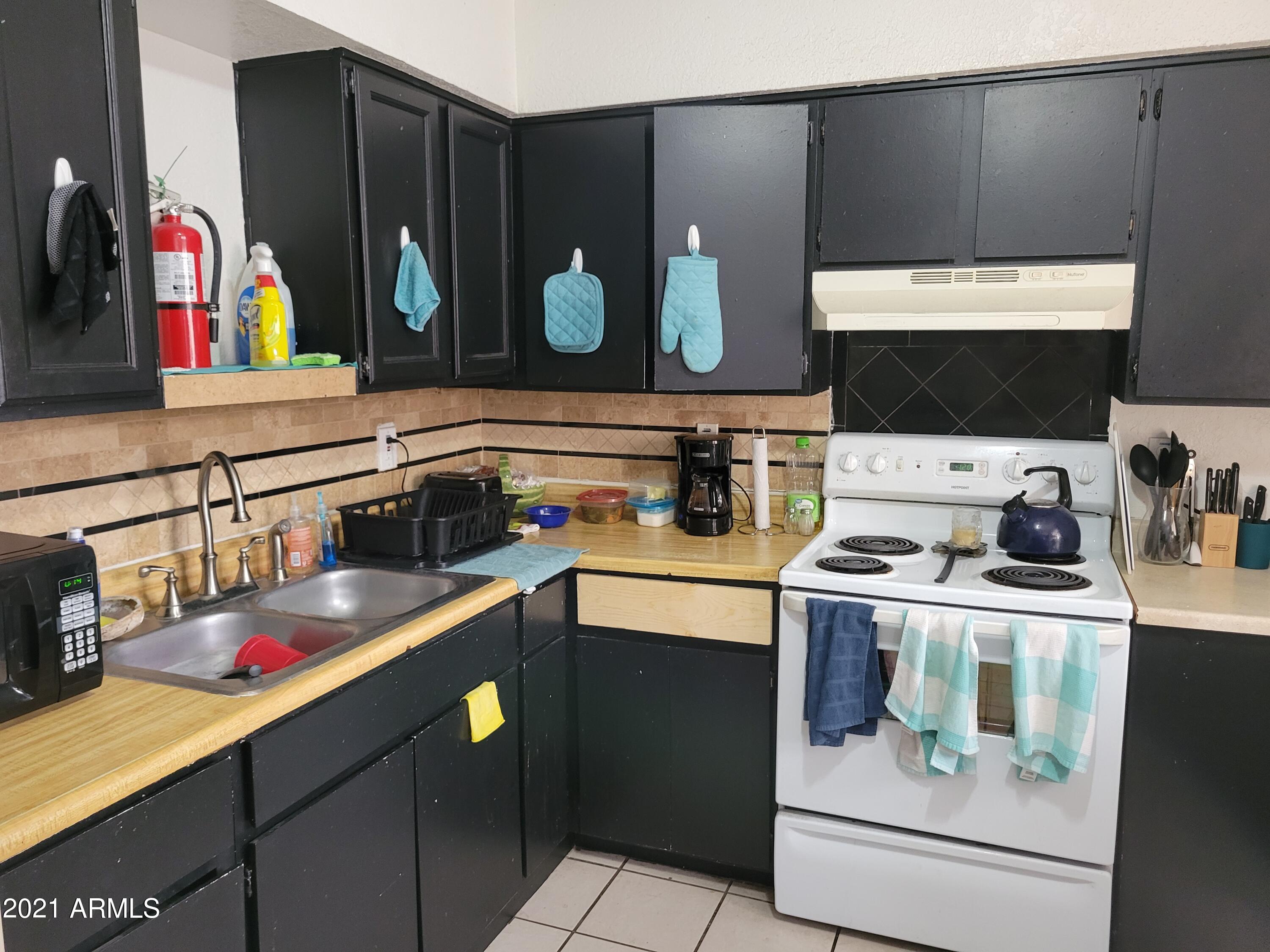 2456 East Roeser Road Phoenix, AZ 85040 - Photo 11 of 21 20210929_131829