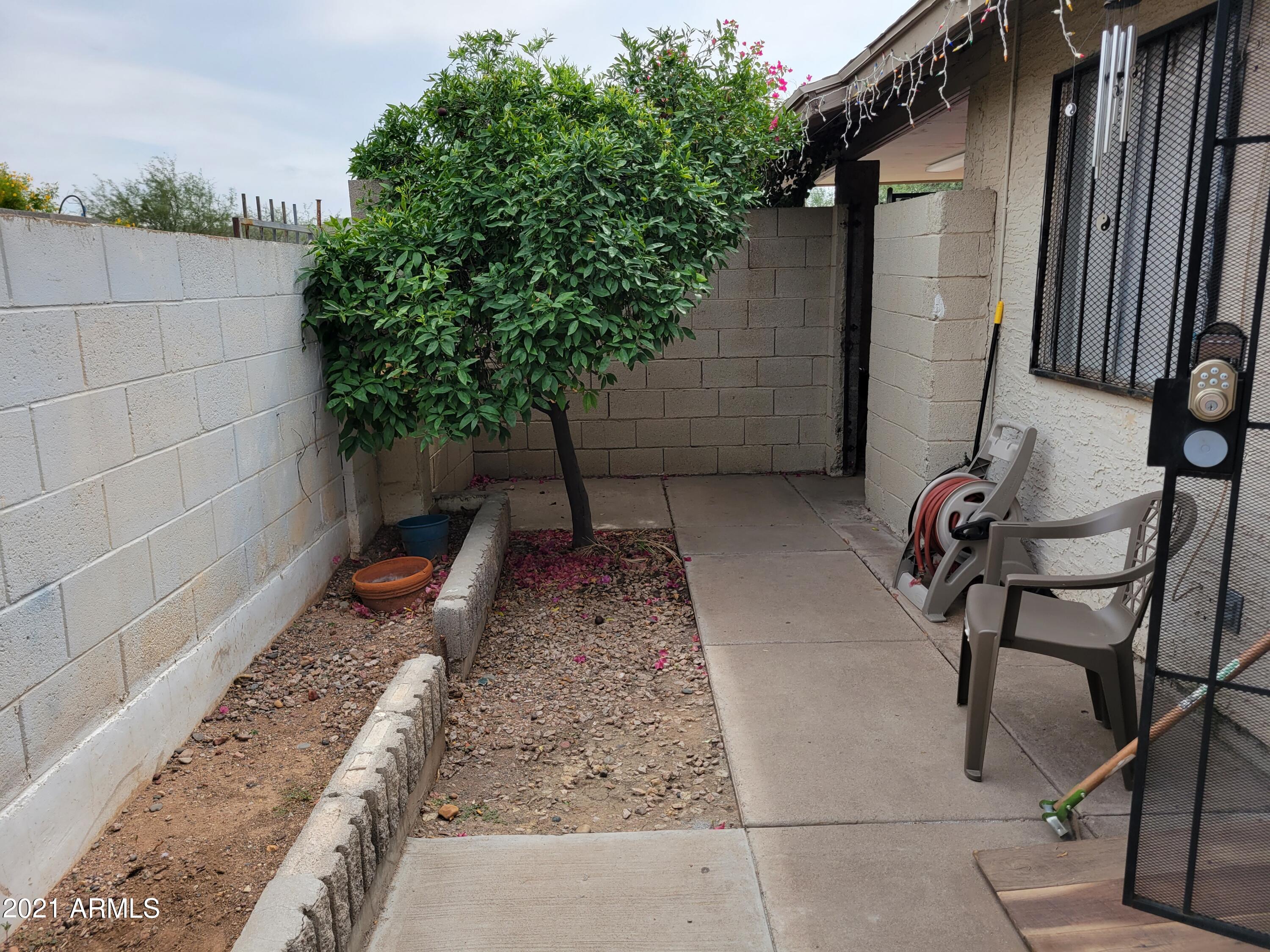 2456 East Roeser Road Phoenix, AZ 85040 - Photo 7 of 21 20210929_131703