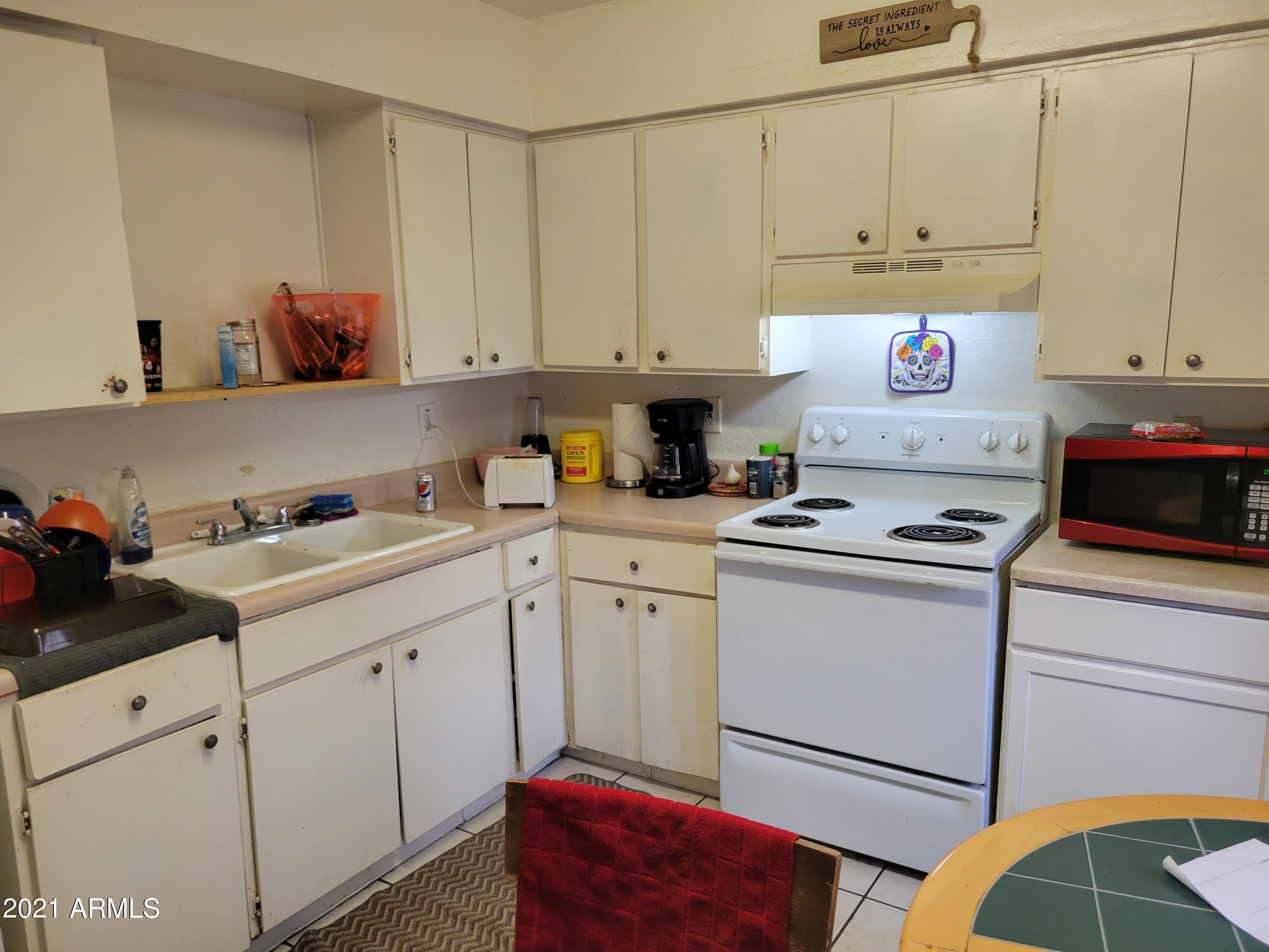 2456 East Roeser Road Phoenix, AZ 85040 - Photo 9 of 21 20210929_132204
