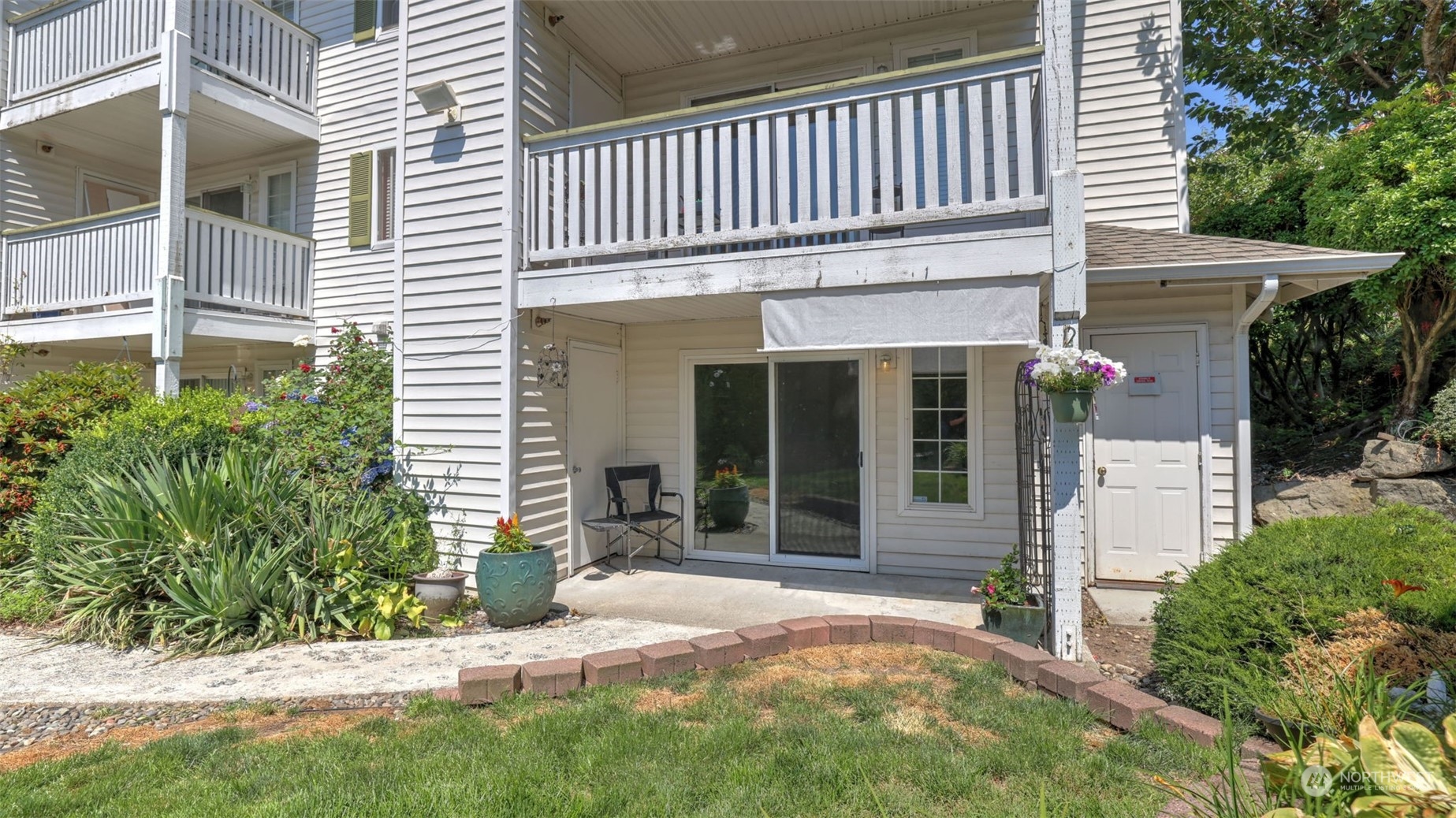901 Sunset Boulevard Northeast, Unit A101 Renton, WA 98056 - Photo 34 of 37 Gallery Image 34
