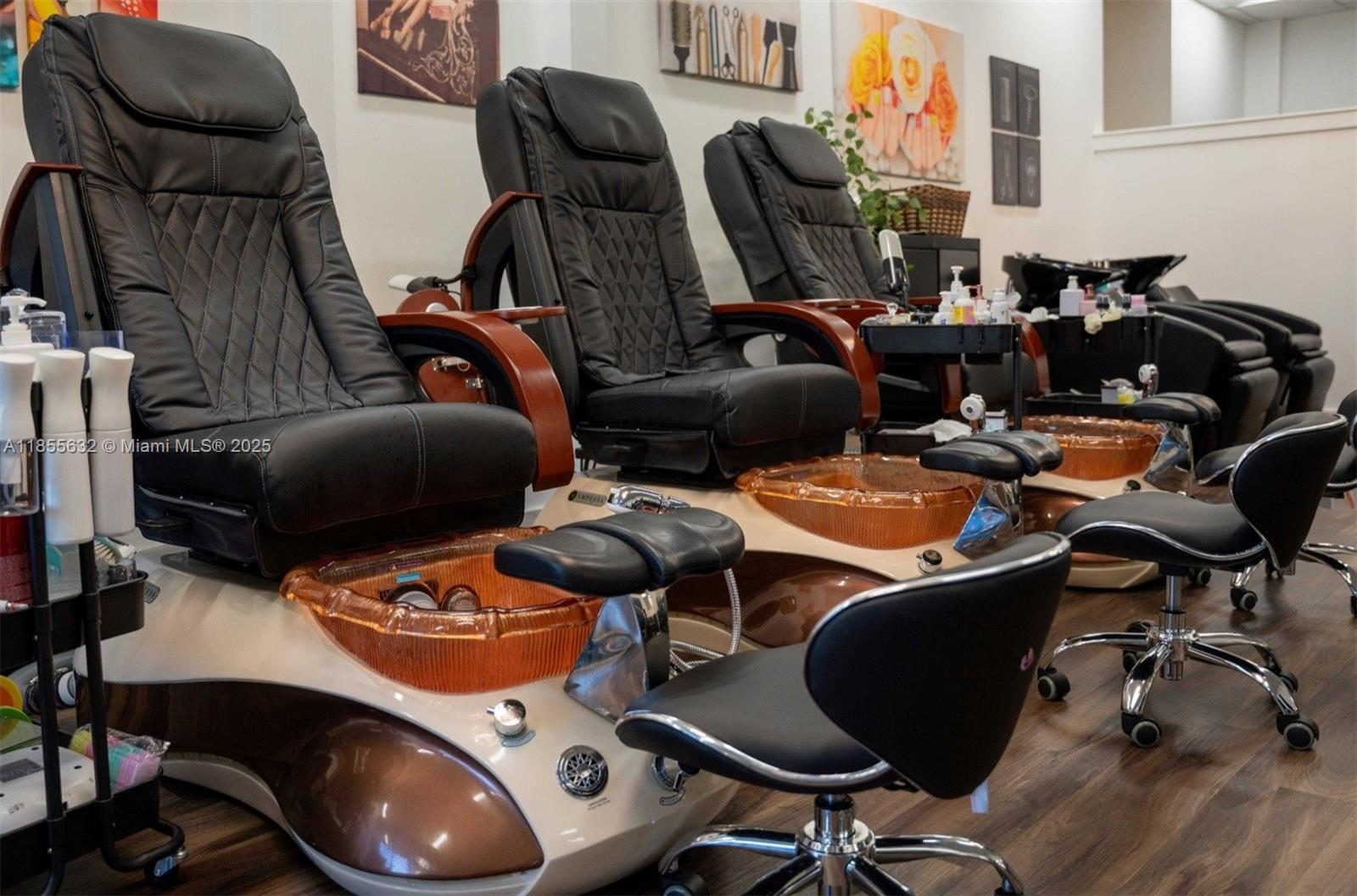 16251 Golf Club Road, Unit 110 Weston, FL 33326 - Photo 39 of 41 Spa