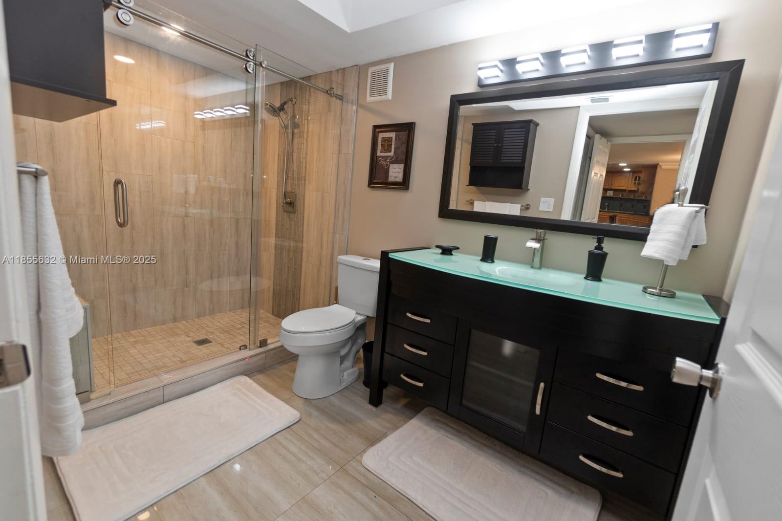 16251 Golf Club Road, Unit 110 Weston, FL 33326 - Photo 6 of 41