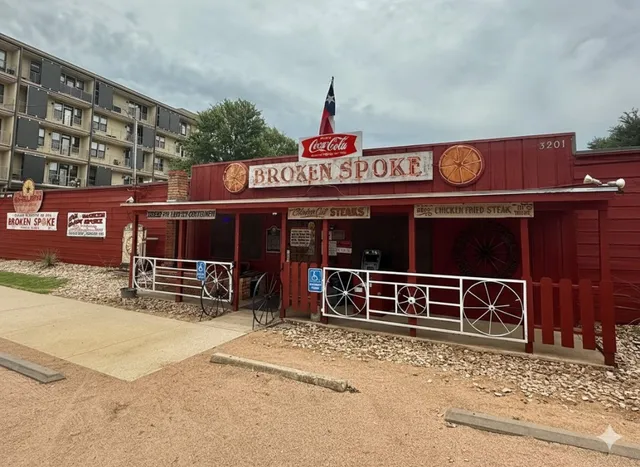 $1,650 | 2200 Dickson Drive, Unit 108, Austin, TX 78704