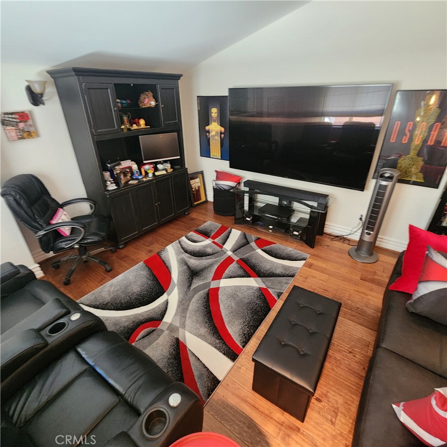 10862 Bloomfield Street, Unit 303 Toluca Lake, CA 91602 - Photo 19 of 20