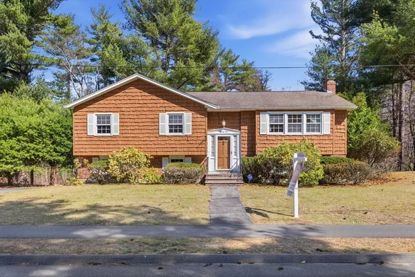 $700,000 | 23 Shady Hill Drive, North Reading, MA 01864
