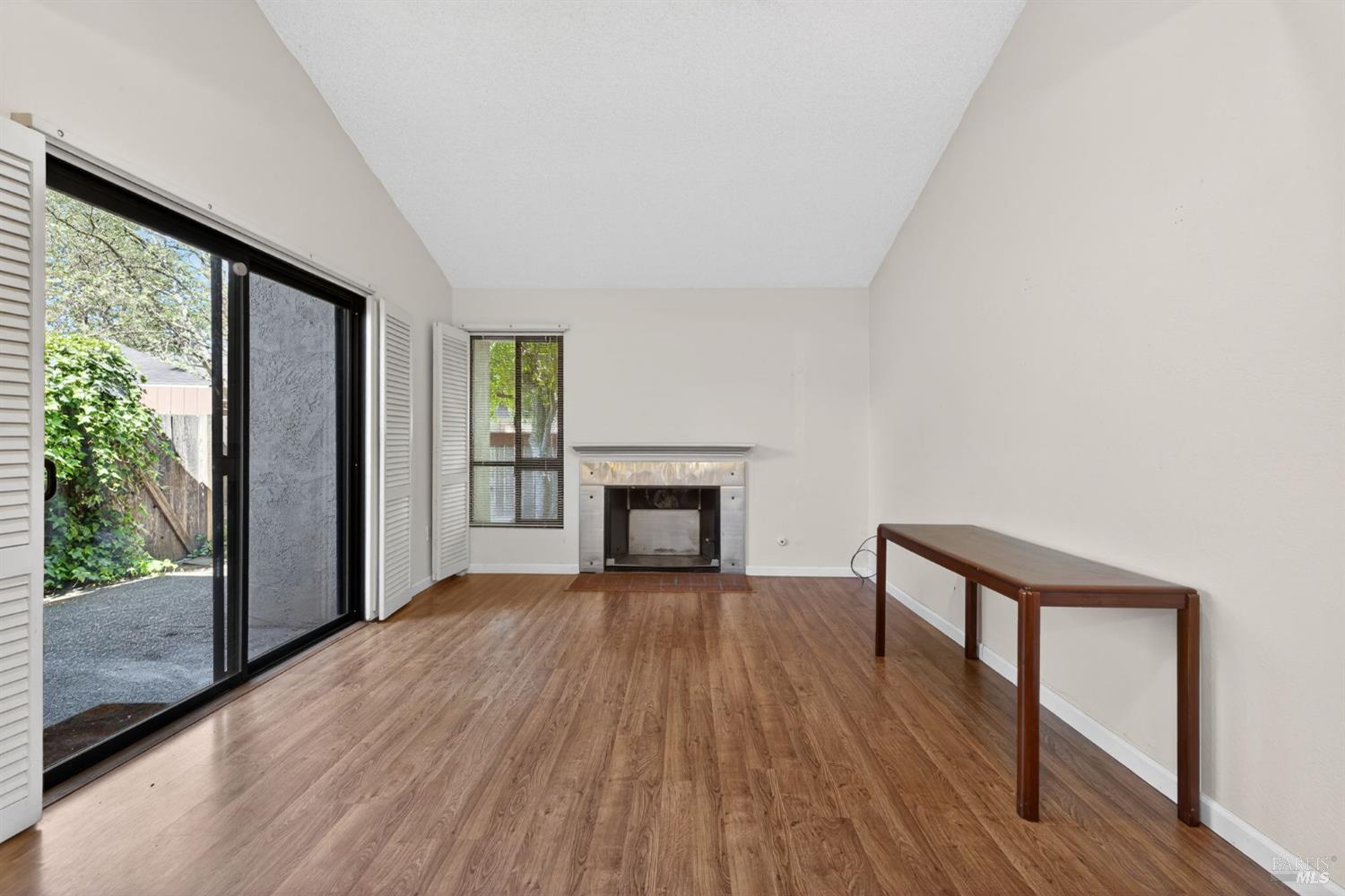 59 Redwood Court Santa Rosa, CA 95409 - Photo 5 of 40