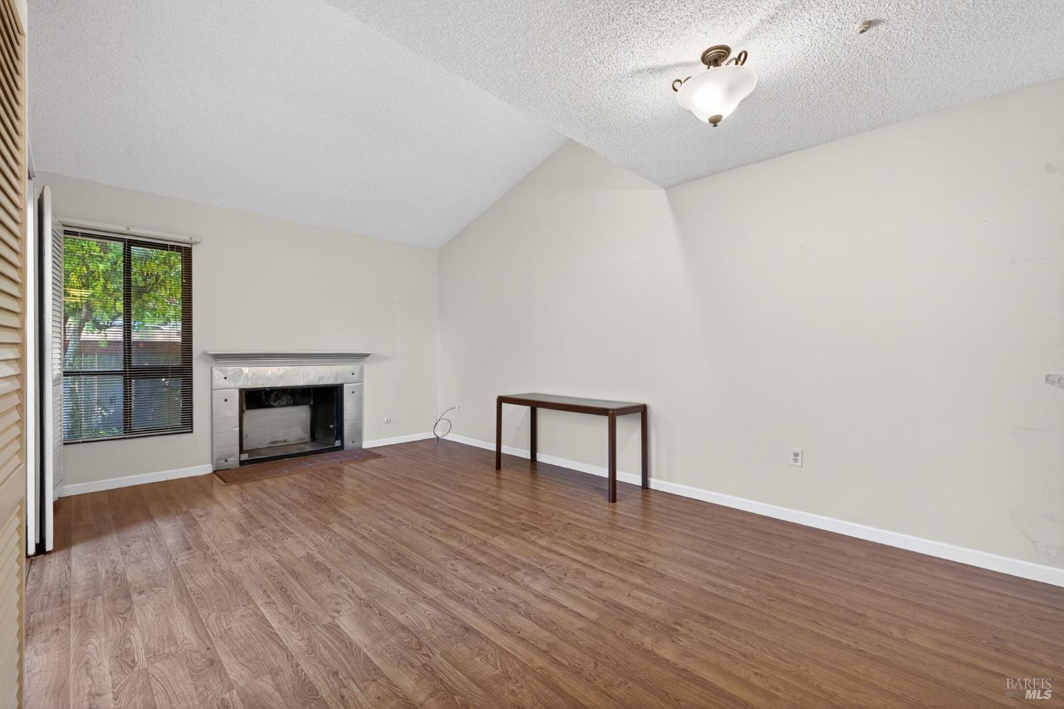 59 Redwood Court Santa Rosa, CA 95409 - Photo 6 of 40