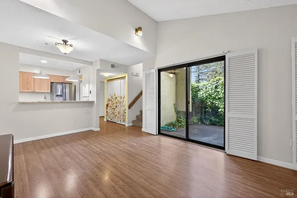 $449,000 | 59 Redwood Court, Santa Rosa, CA 95409