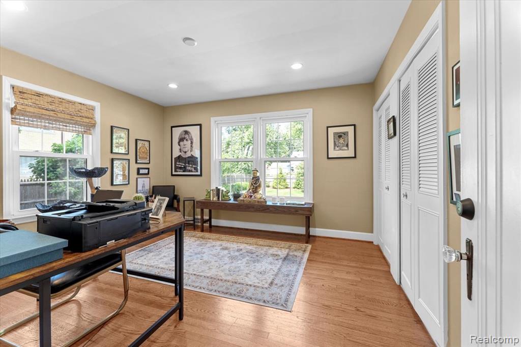 450 Neff Road Grosse Pointe, MI 48230 - Photo 22 of 60