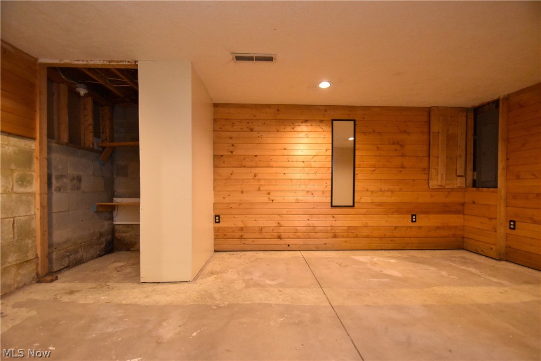 845 North Johnson Road Sebring, OH 44672 - Photo 29 of 35 Gallery Image 29
