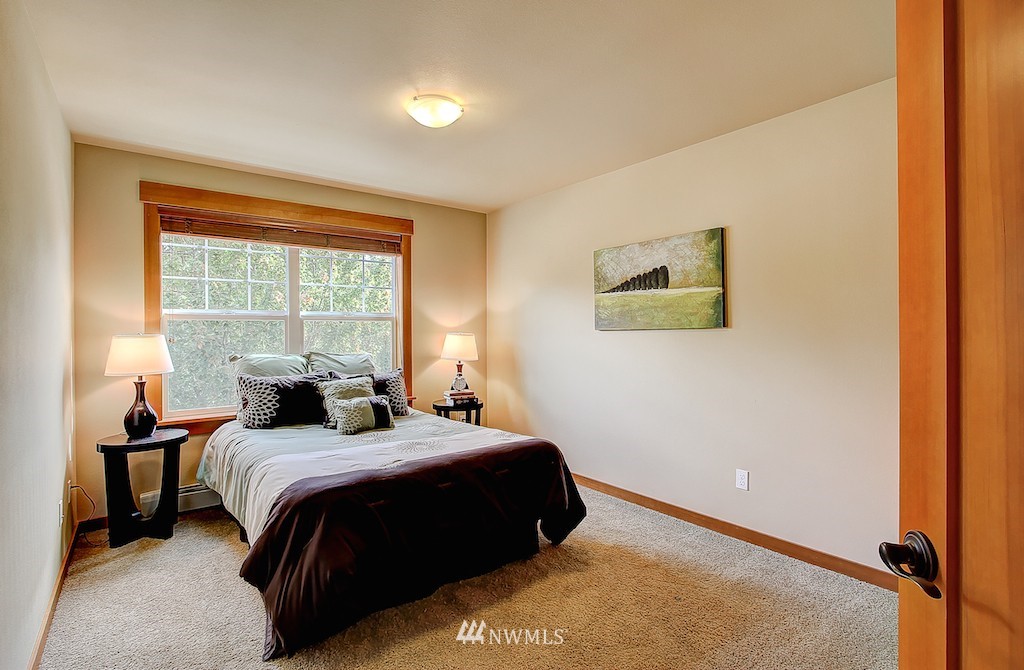 1511 North 55th Street Seattle, WA 98103 - Photo 18 of 25