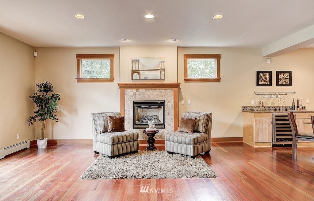 1511 North 55th Street Seattle, WA 98103 - Photo 7 of 25