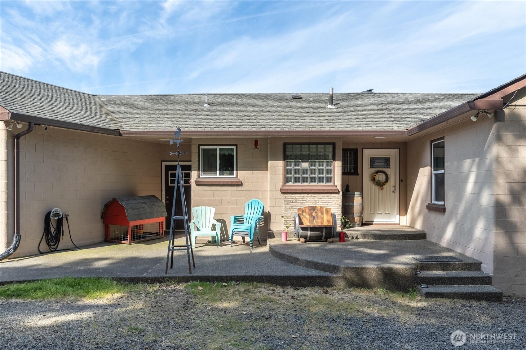 201 Carroll Road Kelso, WA 98626 - Photo 3 of 40