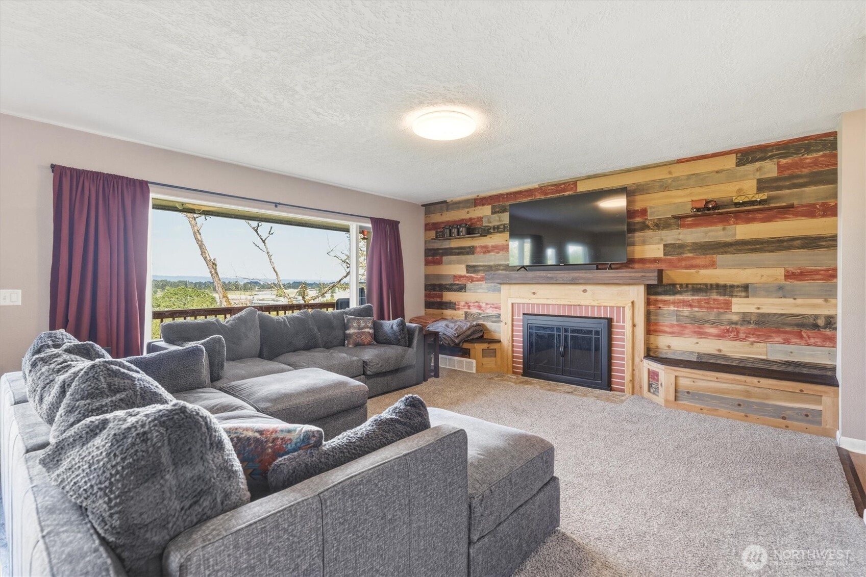 201 Carroll Road Kelso, WA 98626 - Photo 5 of 40