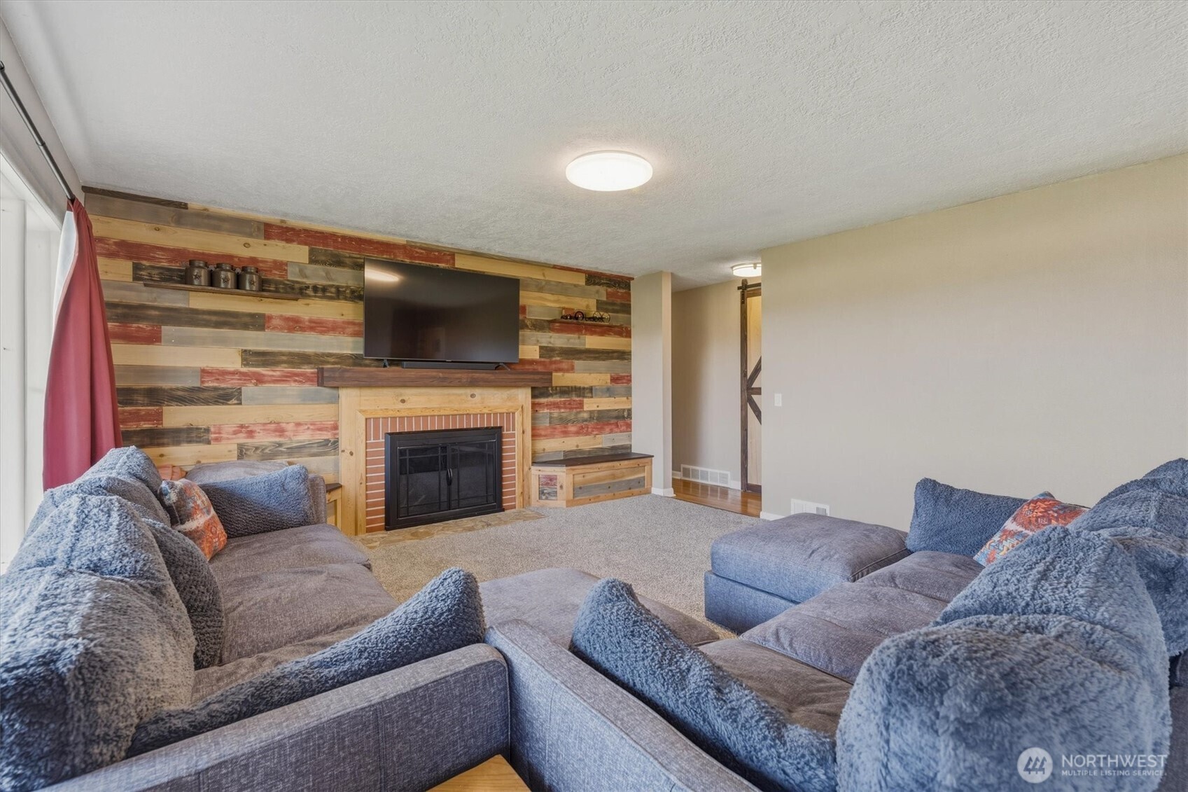 201 Carroll Road Kelso, WA 98626 - Photo 6 of 40