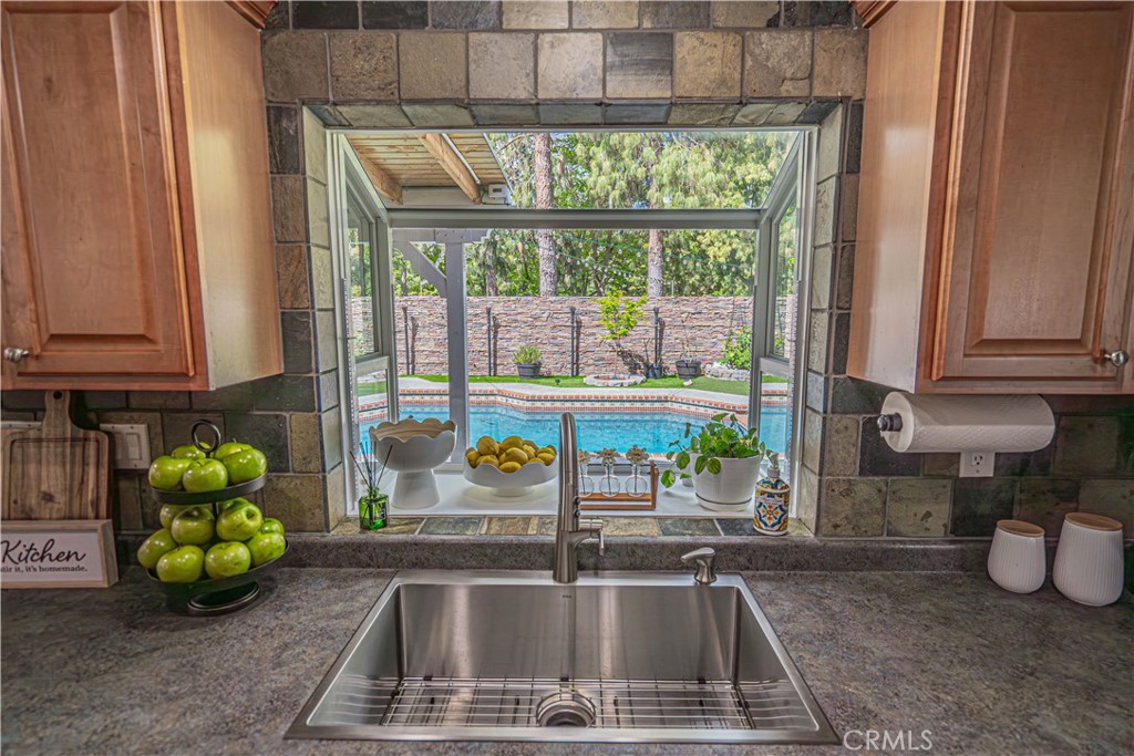 29413 Plymouth Road Castaic, CA 91384 - Photo 18 of 71