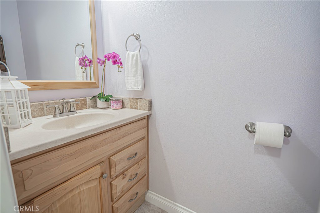 29413 Plymouth Road Castaic, CA 91384 - Photo 23 of 71