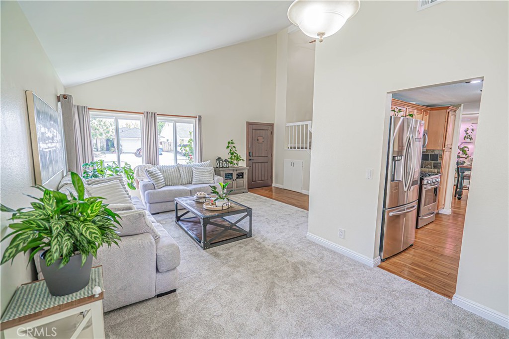 29413 Plymouth Road Castaic, CA 91384 - Photo 8 of 71