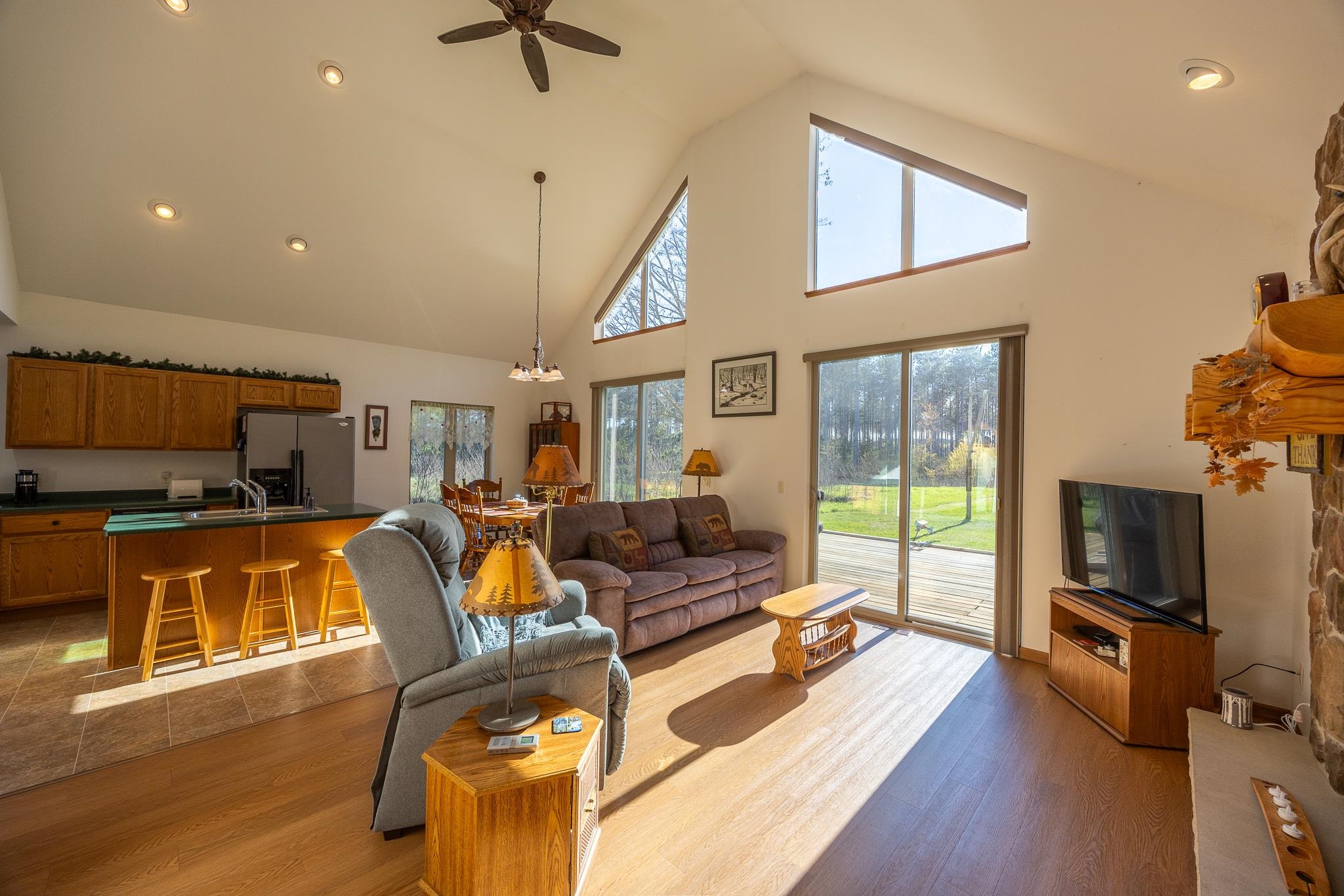 8545 County Road V Suring, WI 54174 - Photo 13 of 56
