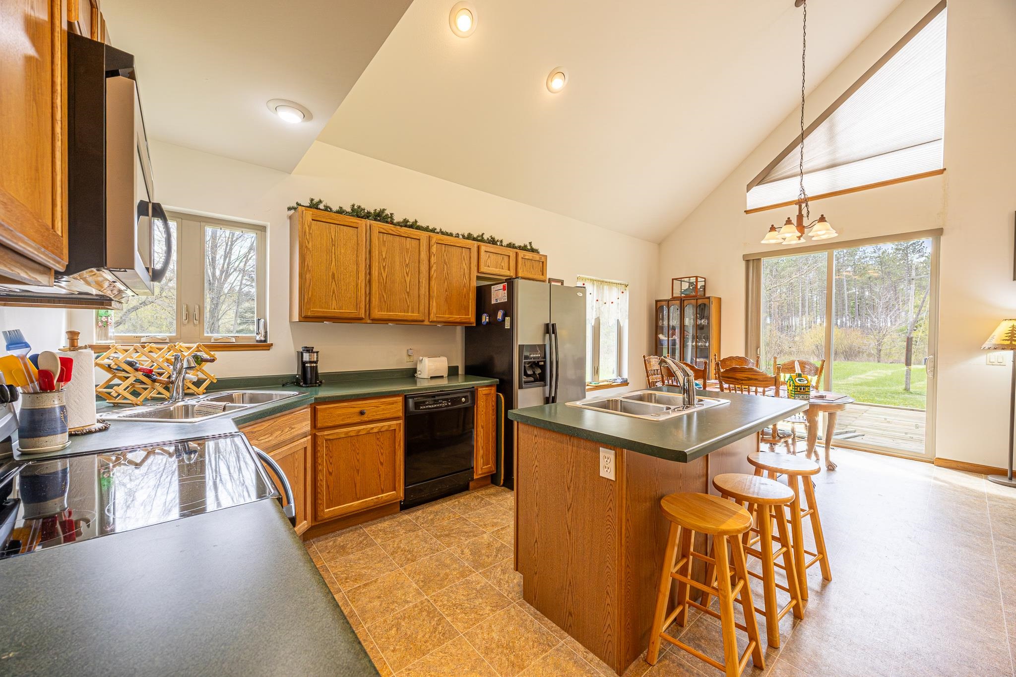8545 County Road V Suring, WI 54174 - Photo 6 of 56