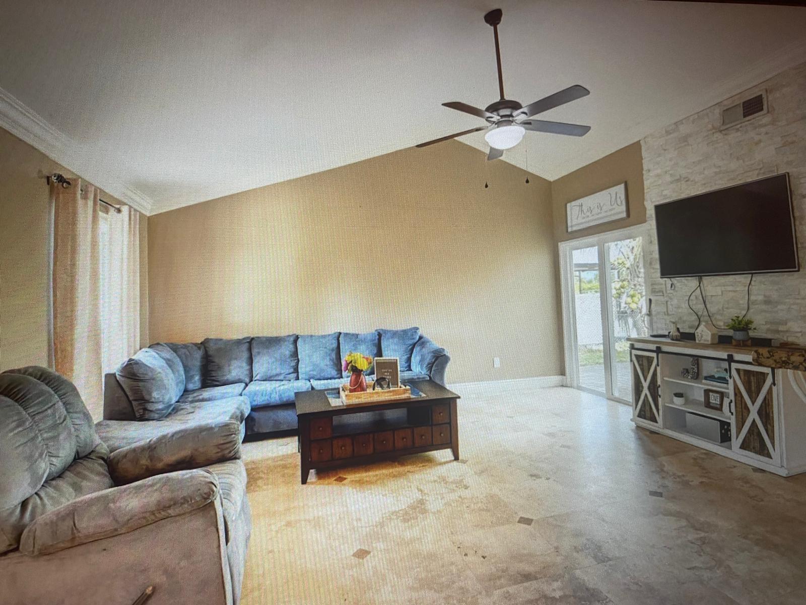 8411 Garden Gate Place Boca Raton, FL 33433 - Photo 11 of 21 03e27d3b-ebc0-4c03-951c-b80b0af38a48