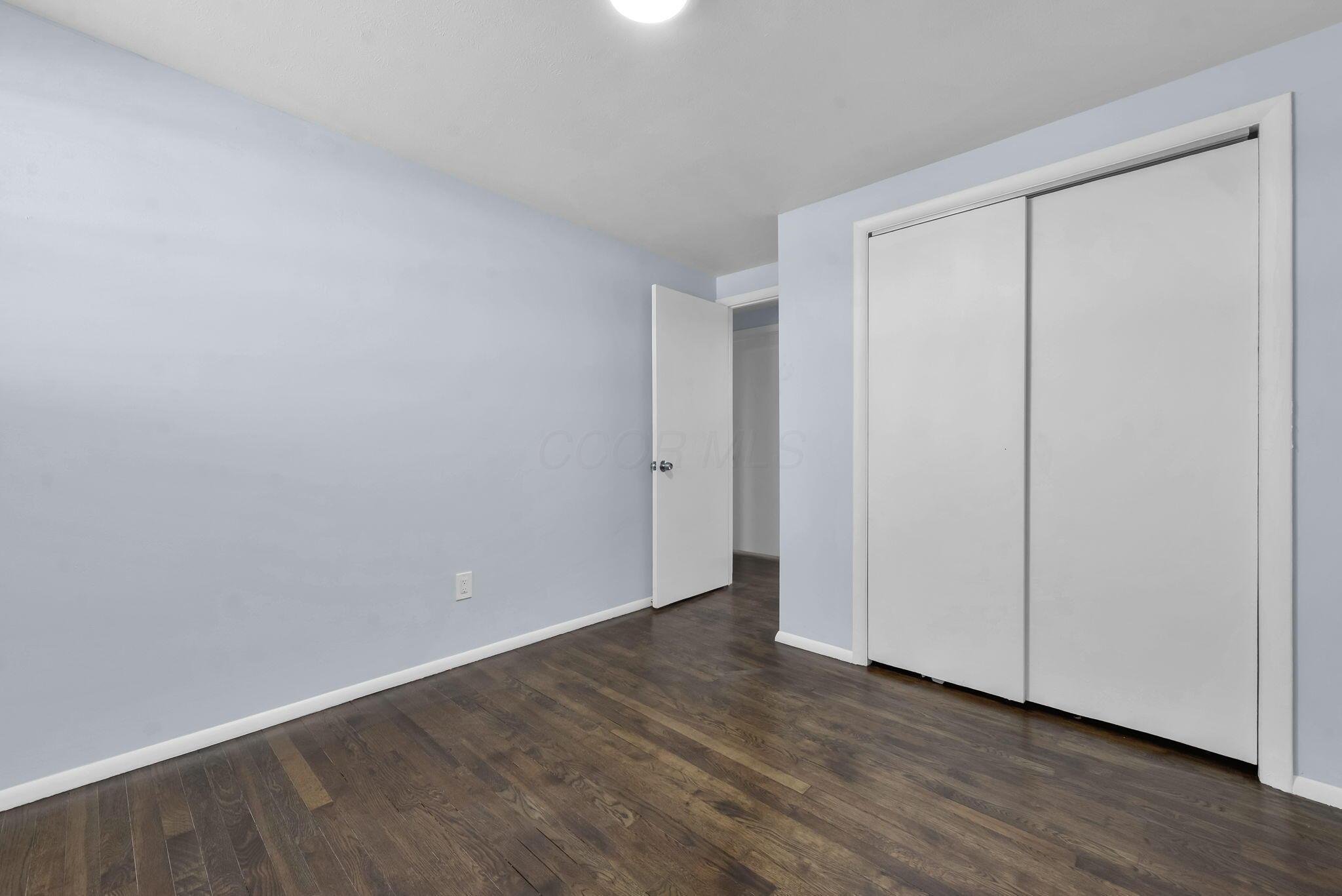 3866 Eakin Road Columbus, OH 43228 - Photo 14 of 32 Gallery Image 14