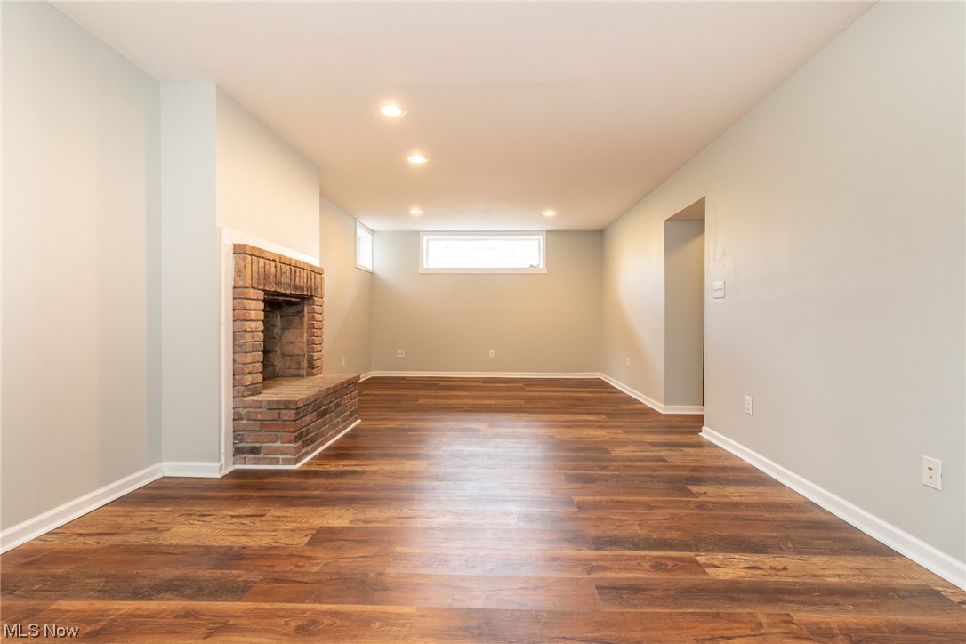2901 Warrington Road Cleveland, OH 44120 - Photo 28 of 33
