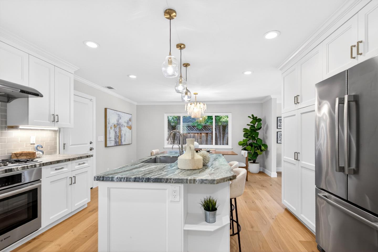 1422 Wright Avenue Sunnyvale, CA 94087 - Photo 16 of 34