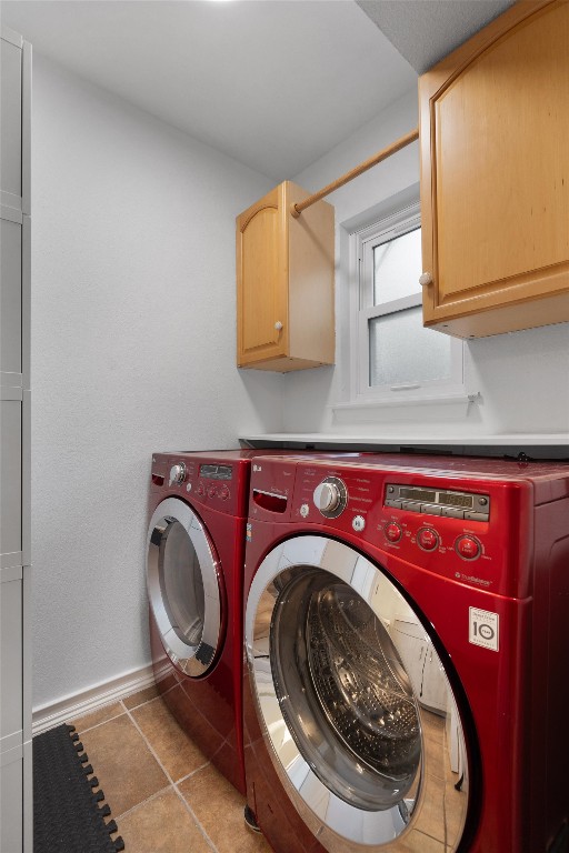1015 East Yager Lane, Unit 129 Austin, TX 78753 - Photo 17 of 39 a utility room with dryer and washer