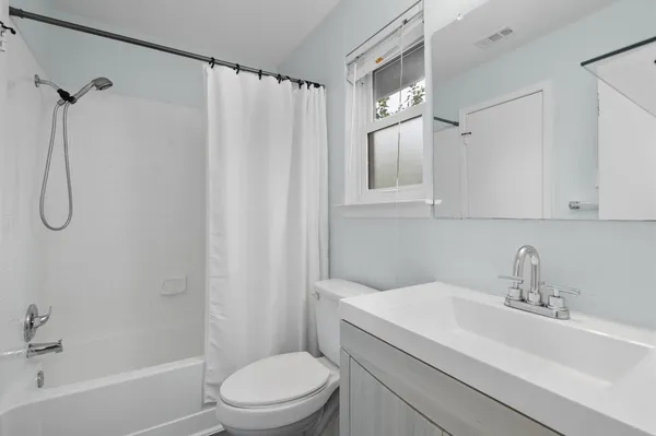 $199,900 | 1015 East Yager Lane, Unit 129, Austin, TX 78753