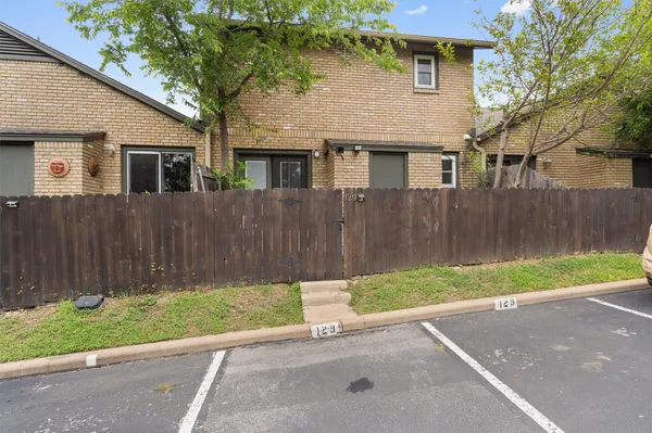 $199,900 | 1015 East Yager Lane, Unit 129, Austin, TX 78753