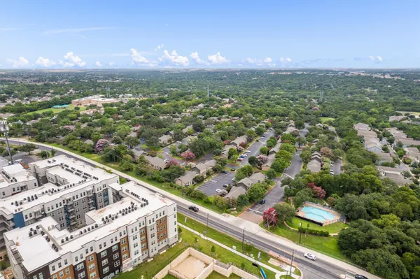 $199,900 | 1015 East Yager Lane, Unit 129, Austin, TX 78753